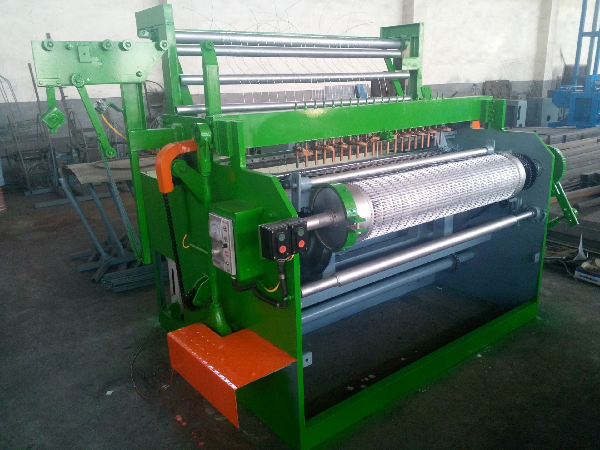 welded mesh machine